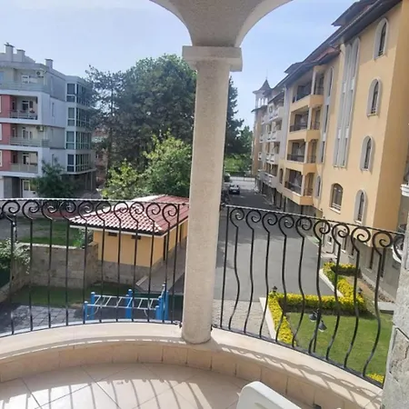 Spacious With 2 Bedrooms And 2 Bathrooms Complex Royal Sun Sunny *